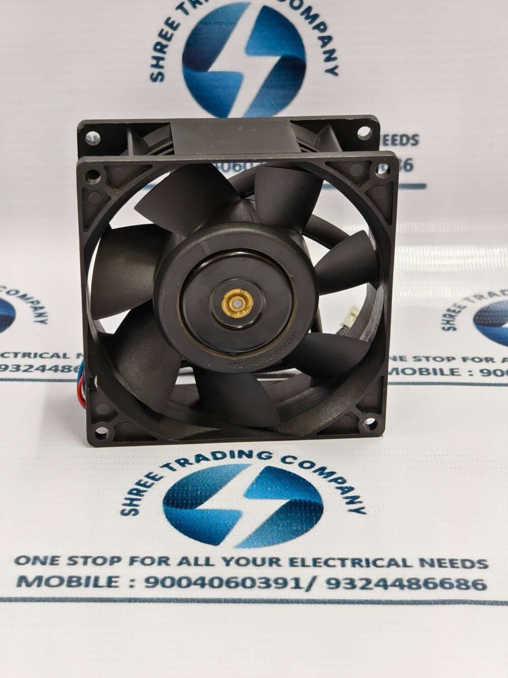 Cooling Fan Nmb-Mat- 3615Rl-05W-B46 - Image 2